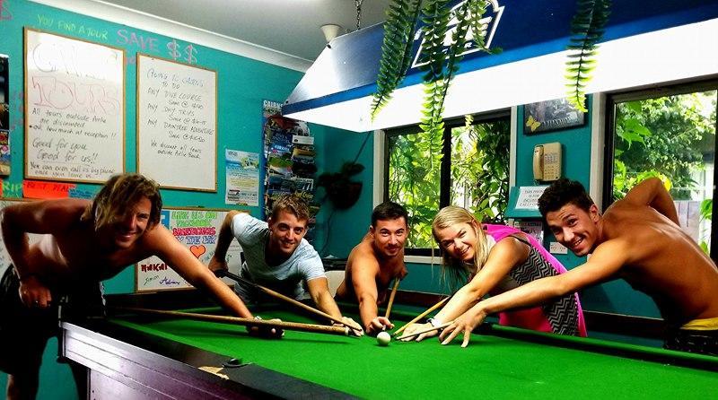 Backpackers By The Bay Hostel Airlie Beach Exterior foto